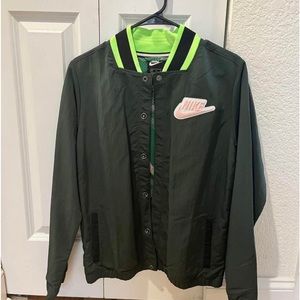 NEW- Nike light weight button down nylon jacket, YXL.